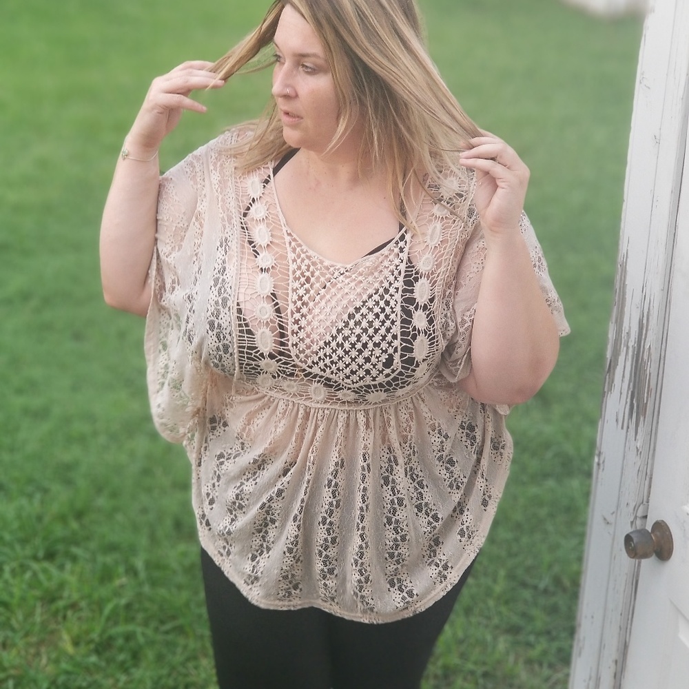 Flowey crotchet style top